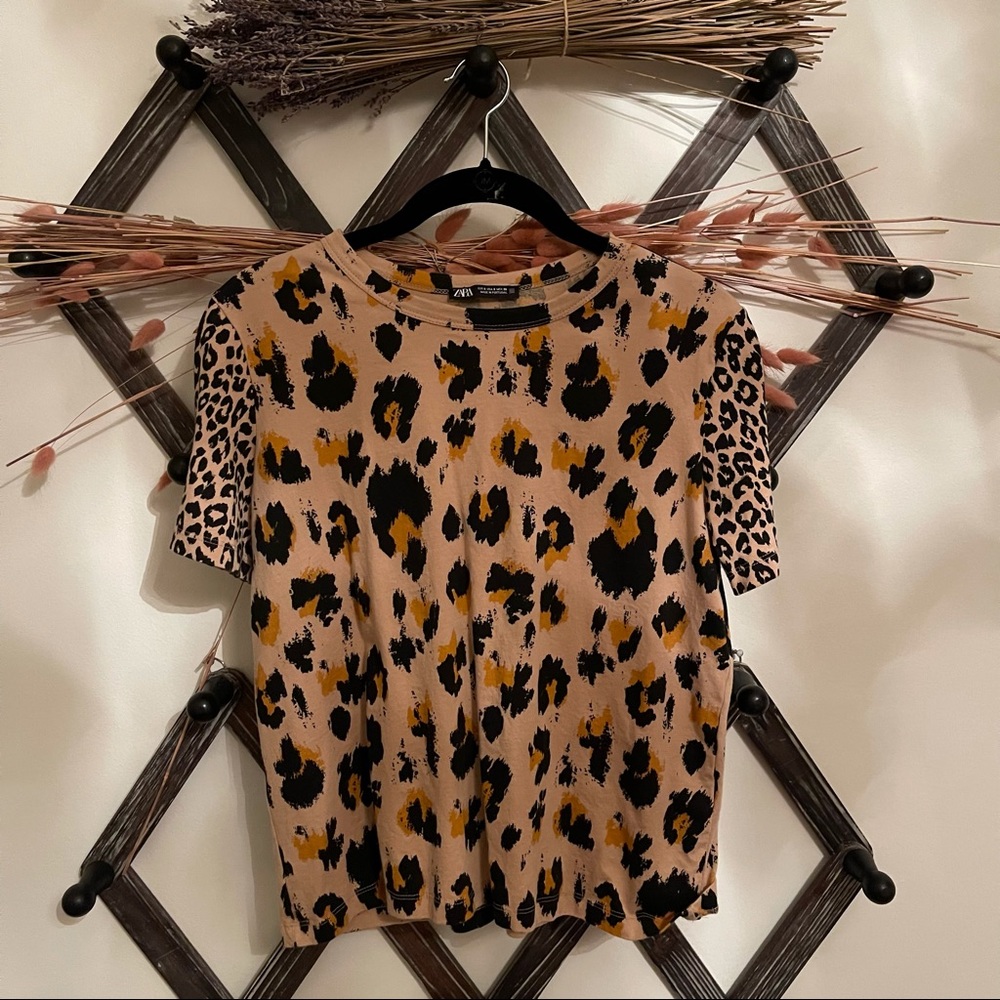 Zara Tee